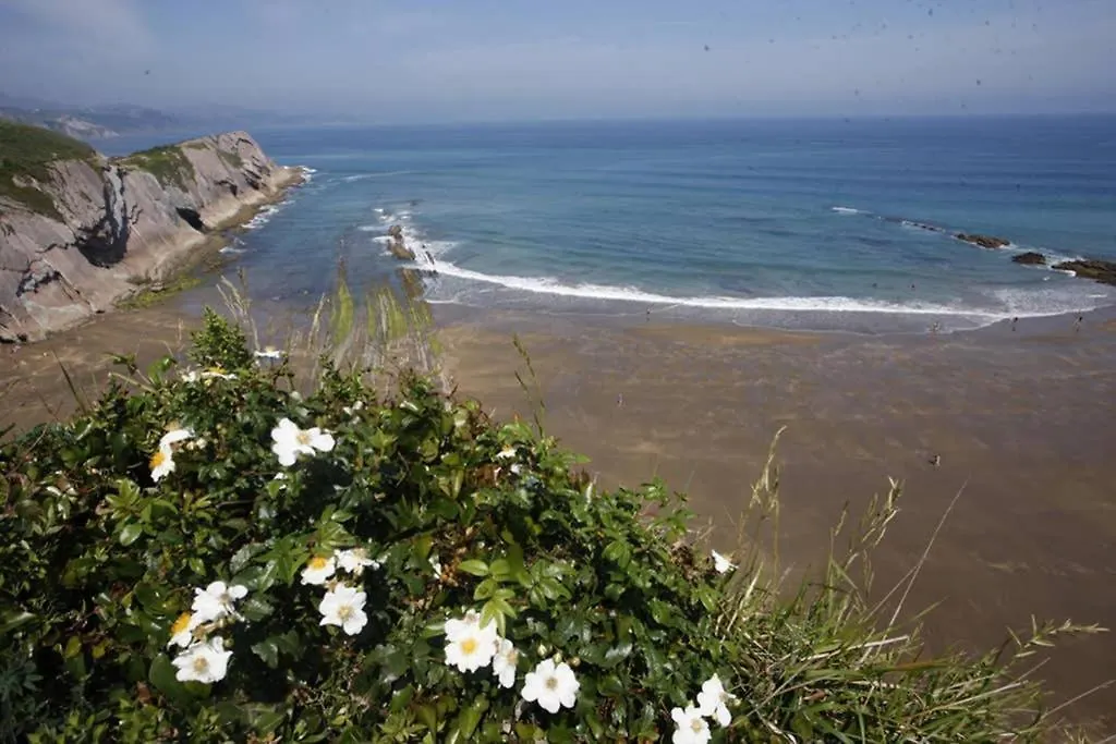 2 Habit, Sala, Terraza, Jardin, Parking Gratis Apartman Zumaia 0*,