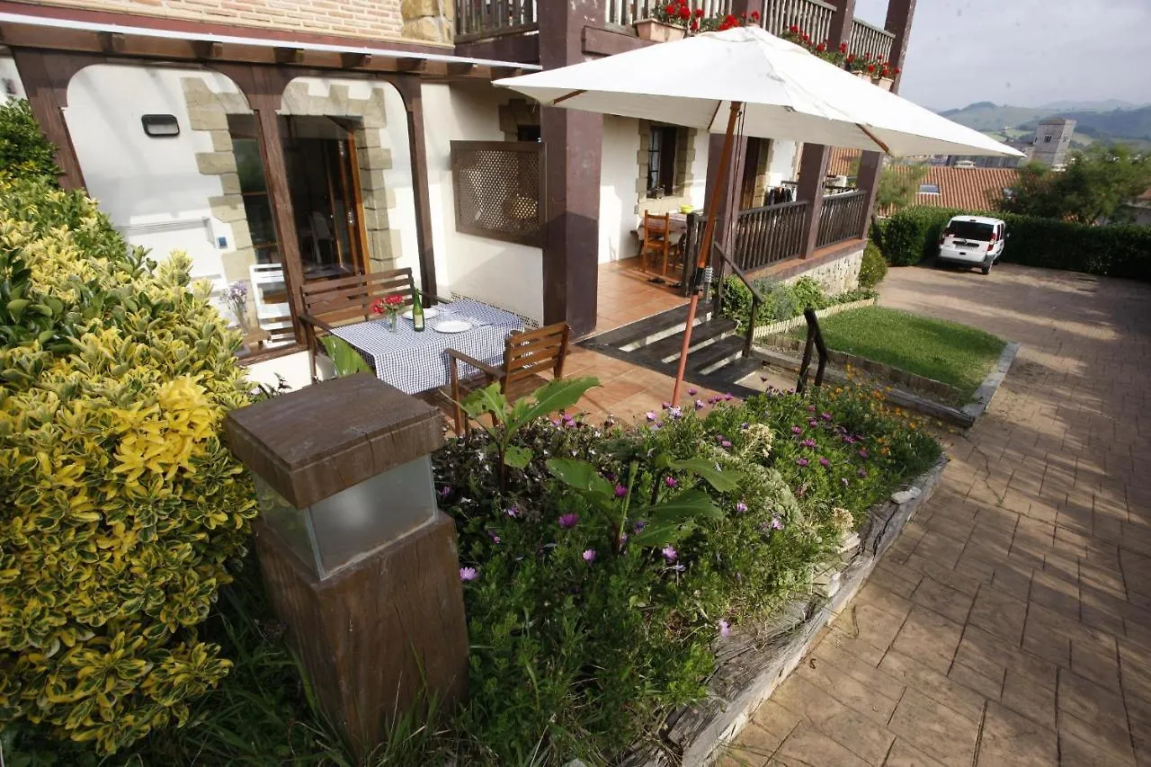 2 Habit, Sala, Terraza, Jardin, Parking Gratis Apartment Zumaia